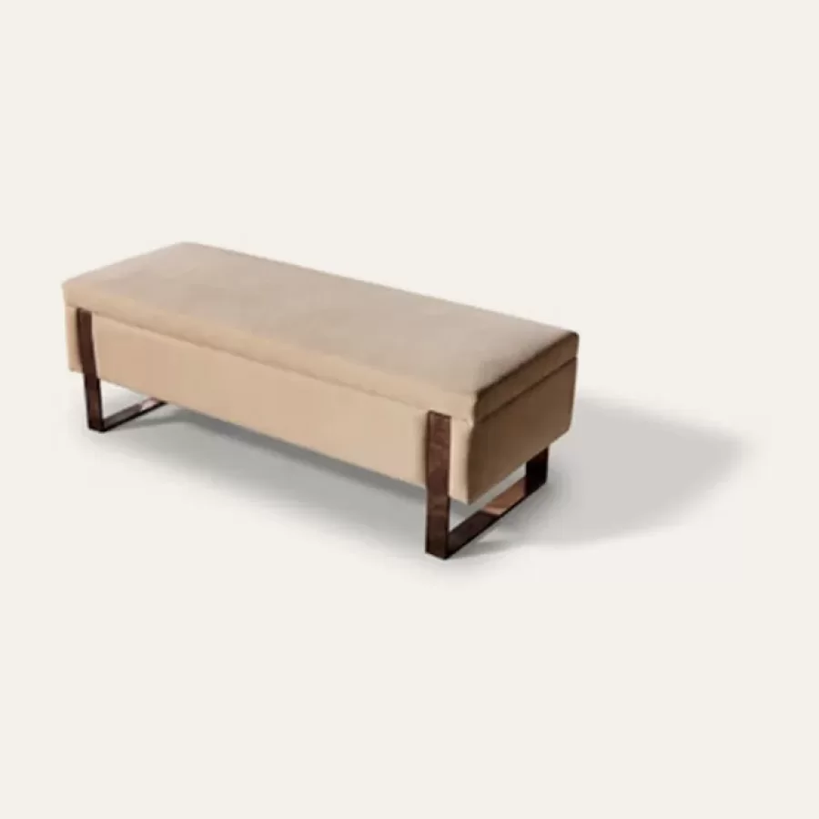 Cromo Bench by Epoque, Italian furniture company for the bedroom, in leather