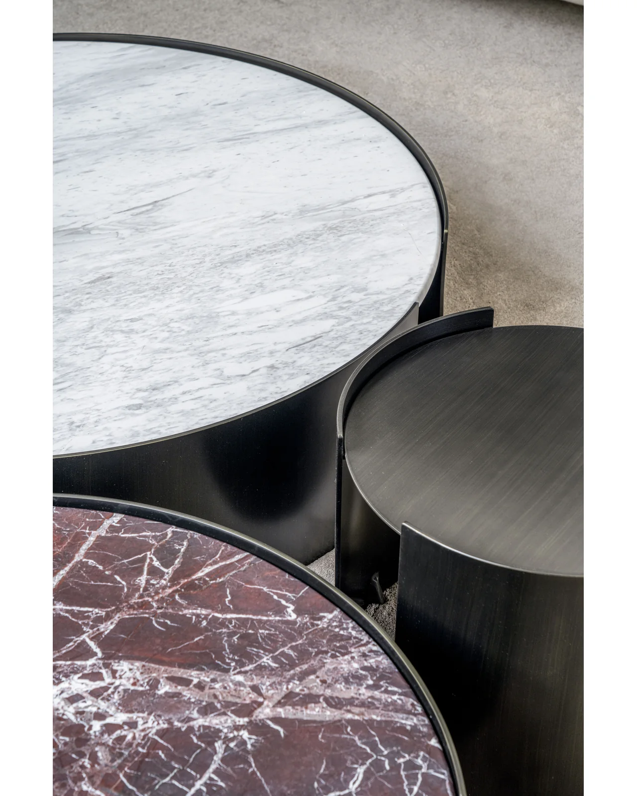 Atenae coffee tables by Cantori, in an interior setting, photo 4 of 14