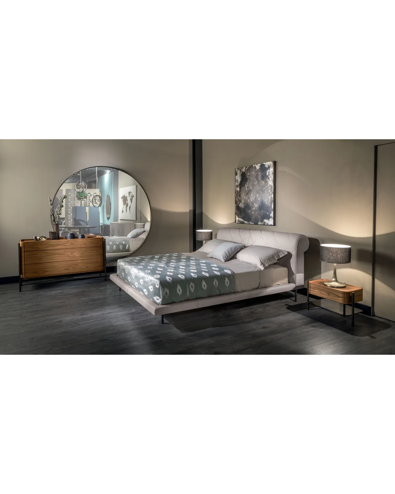 Gregory bed by Cantori, in an interior setting, photo 2 of 2