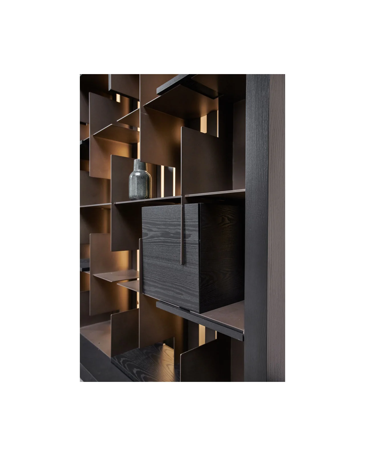 Hong Kong bookcase composition by Cantori, in an interior setting, photo 12 of 17