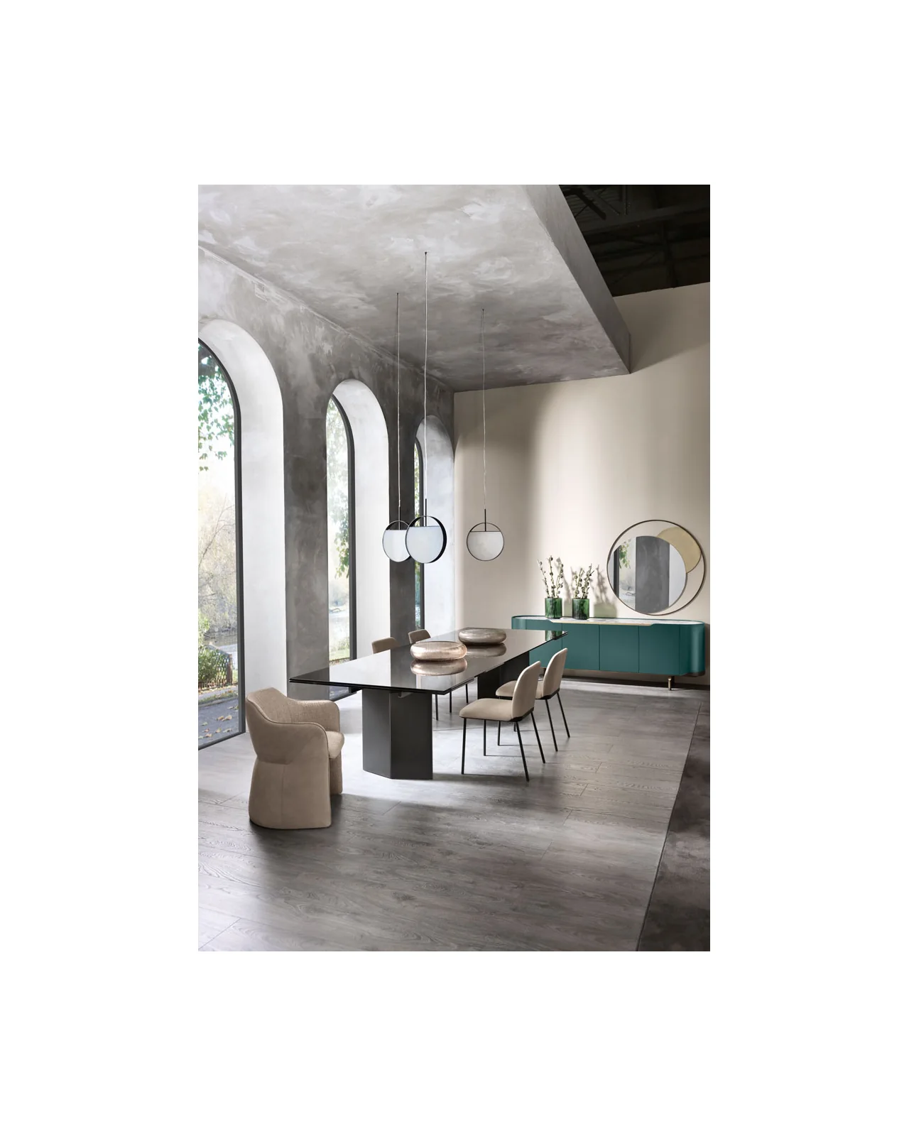 Karina dining chair by Cantori, in an interior setting, photo 3 of 3