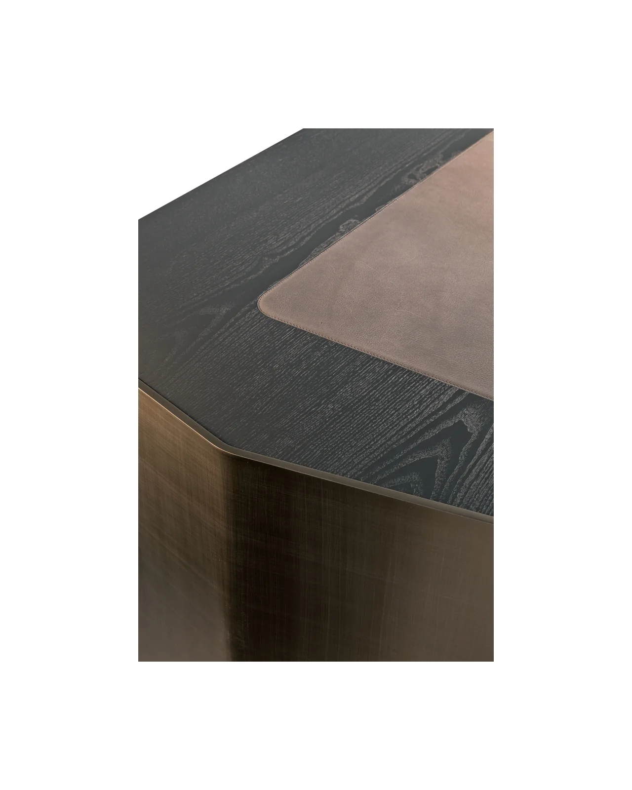 Macao desk by Cantori, in an interior setting, photo 5 of 13