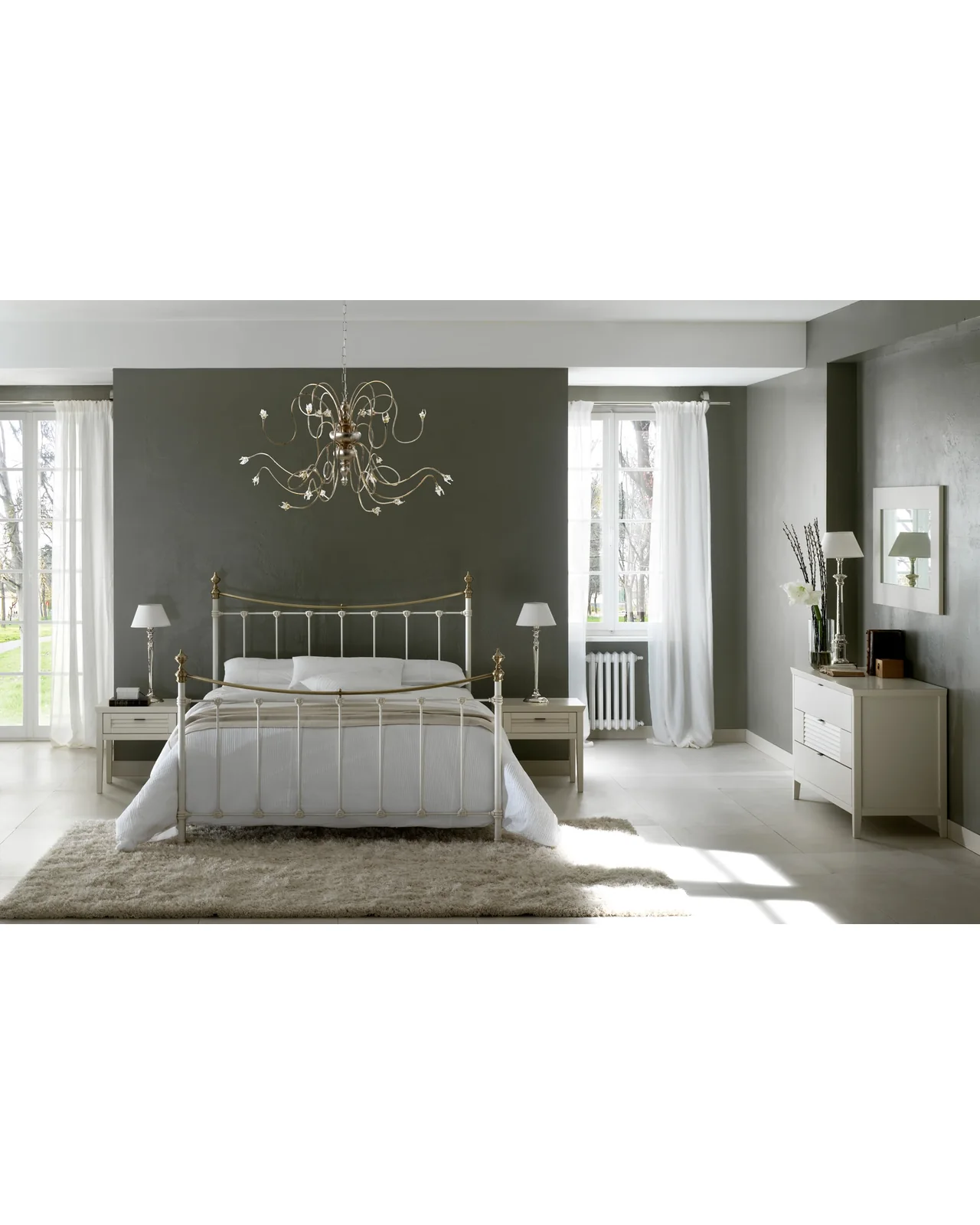 Oliver bed by Cantori, in an interior setting, photo 3 of 4, Nobili Design catalog