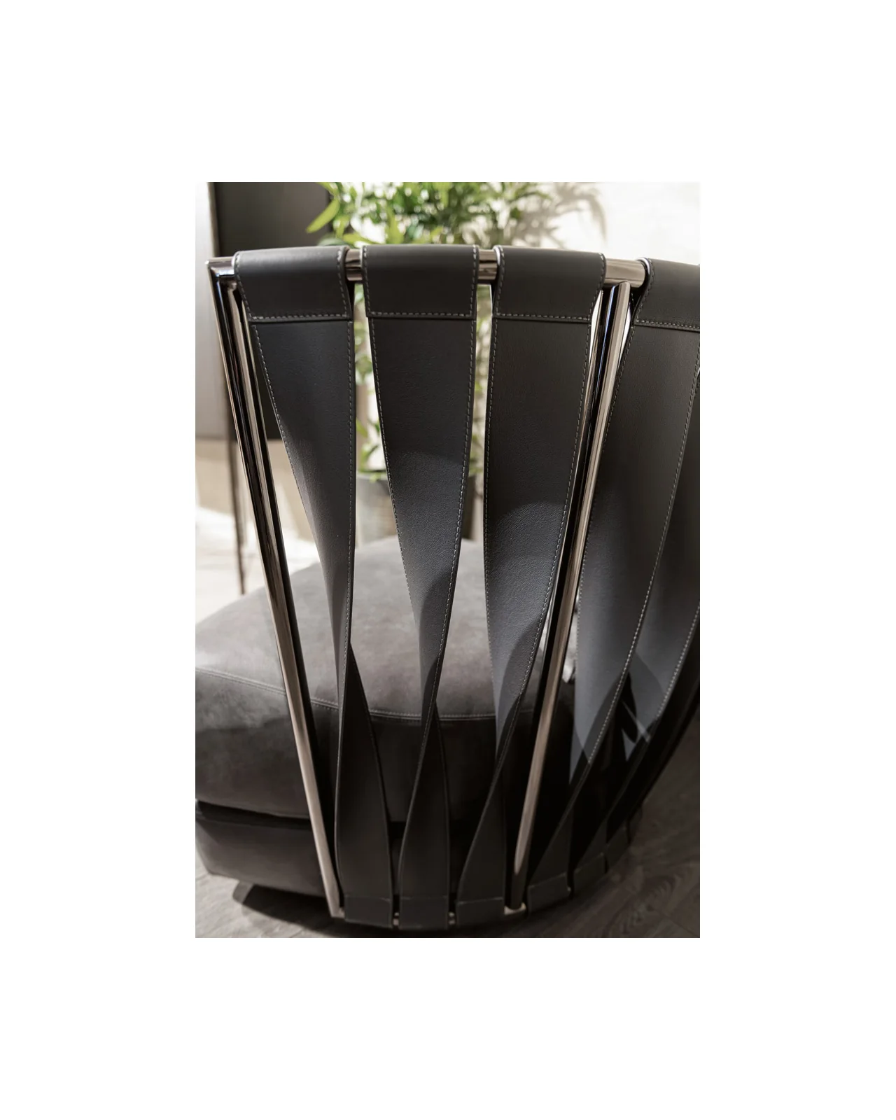 Twist armchair by Cantori, in an interior setting, photo 8 of 12