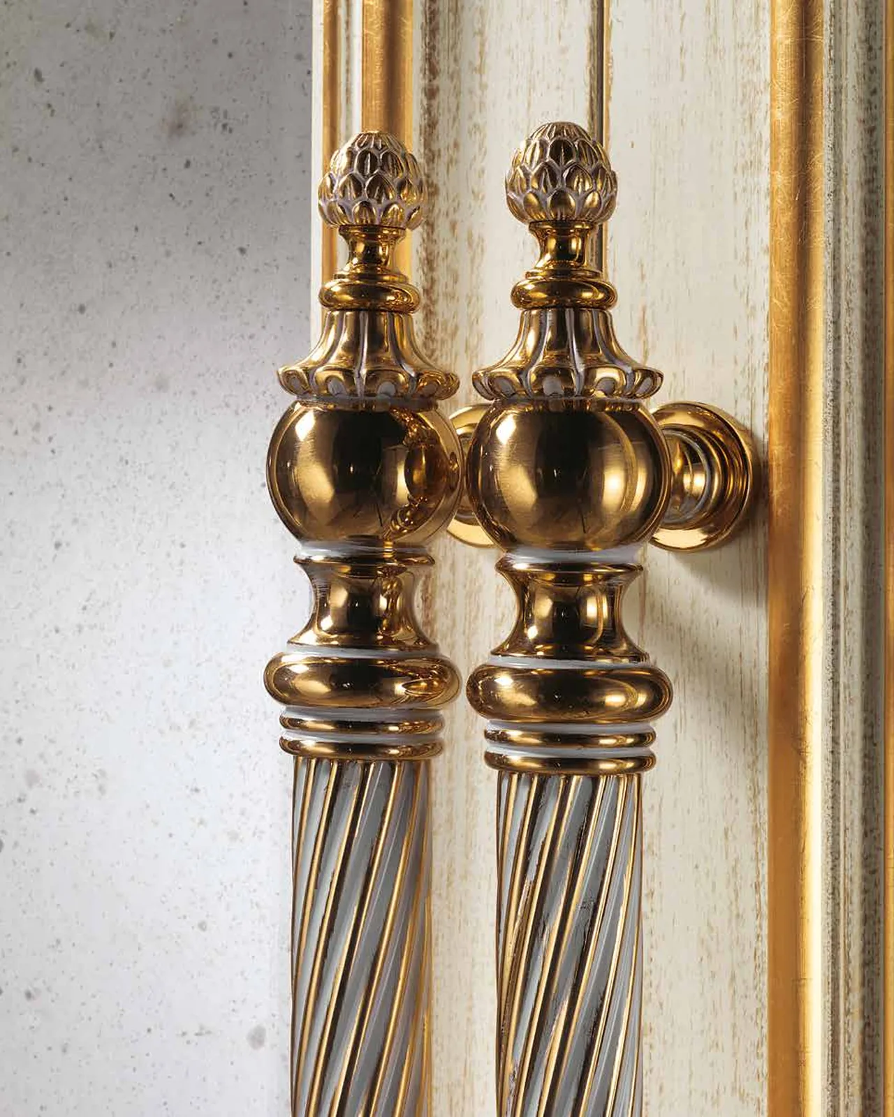 Aida Four-Door Wardrobe AD067, Cappelletti Aida collection, classic Italian wardrobe in a classic bedroom setting, photo 1 of 2