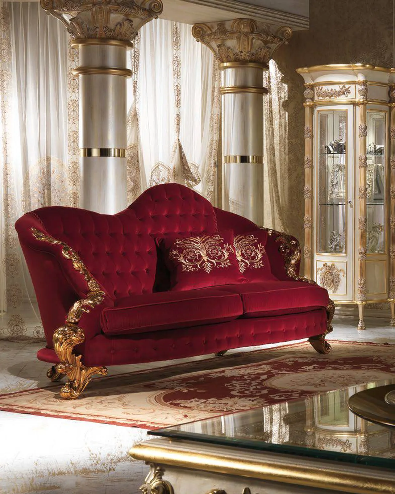 Royal TV Cabinet RY037, Cappelletti Royal collection, classic Italian TV cabinet in a classic living room setting, photo 2 of 2