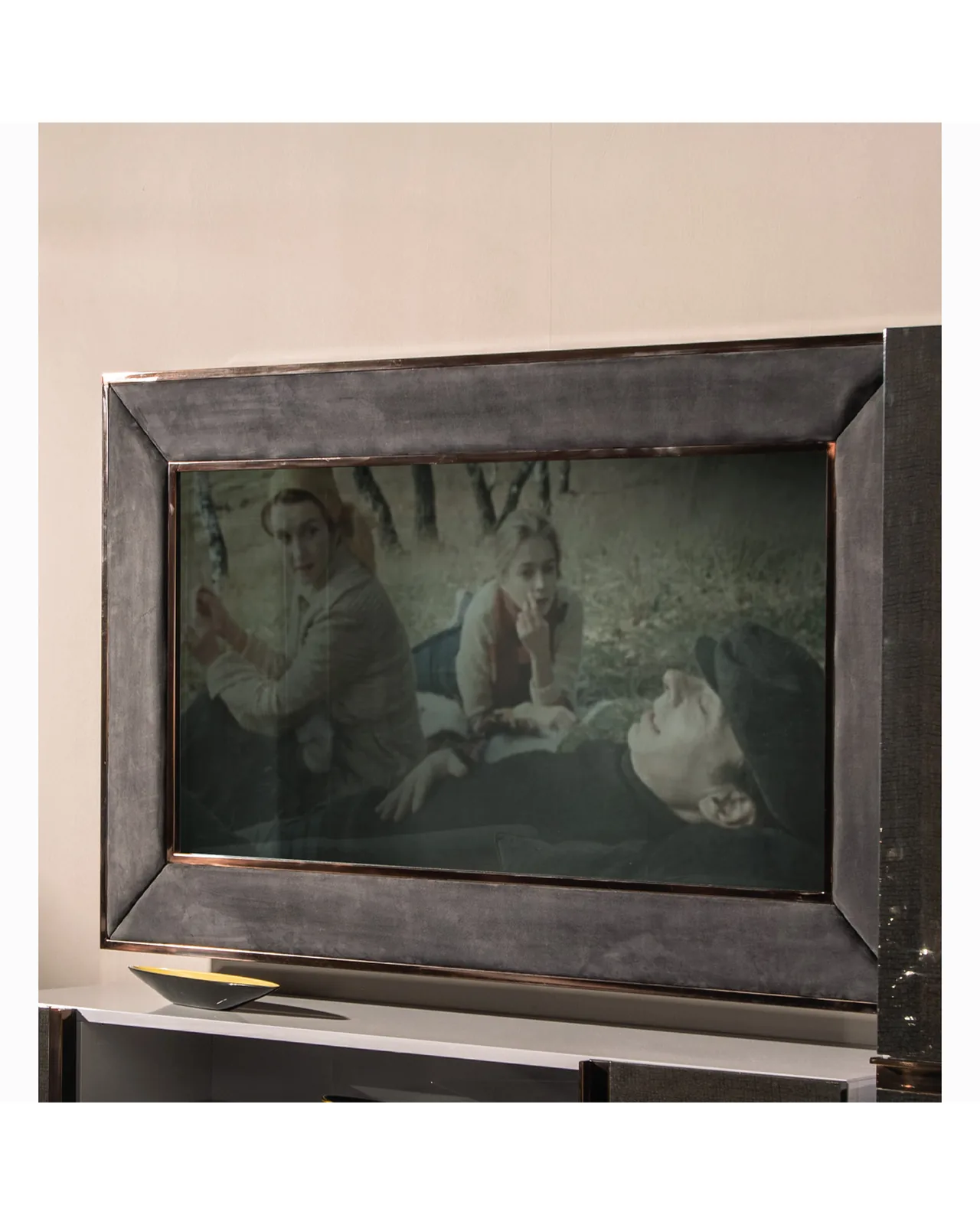 Xenon TV Frame by Epoque, Exence collection, Italian TV frame in a modern living room, photo 1 of 3