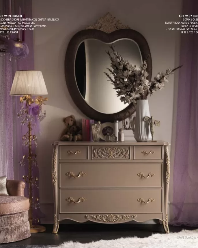 Gran Guardia Chest of Drawers, 3 Drawers, Bedroom Furniture, in Solid beech and poplar, Veneto classical Italian style, by Francesco Pasi