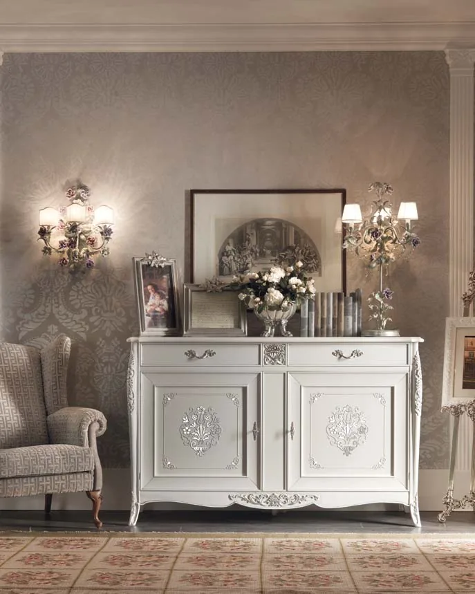 Credenza Gran Guardia a 2 ante, mobili da soggiorno, in faggio massello e pioppo, stile classico italiano veneto, di Francesco Pasi