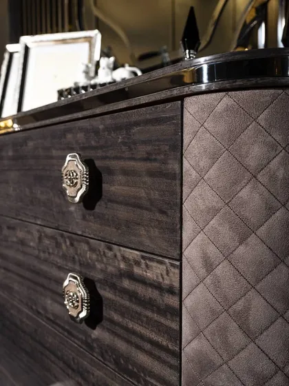 Comò moderno per camera da letto Botega argento, prezzo