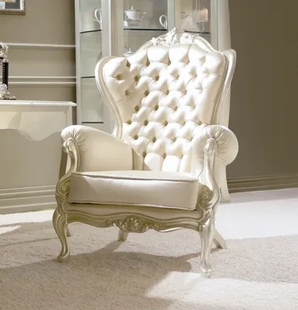 BARONESSA ARMCHAIR